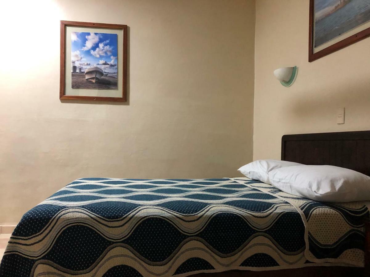 Hotel El Faro Malecon Веракрус Экстерьер фото